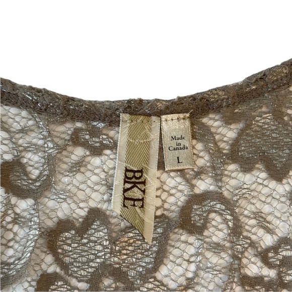 BKE Lace Floral Design Tank Top Tan Size Large - Picture 11 of 15